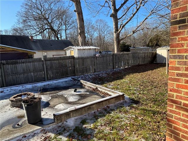 103 Briar LN, Williamsburg, VA 23188