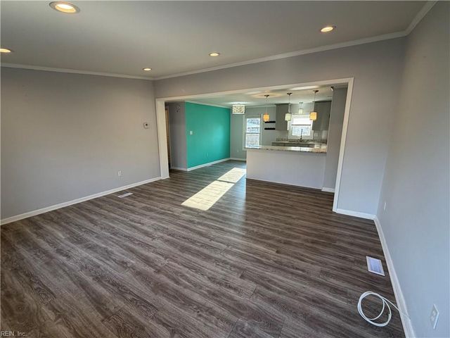 103 Briar LN, Williamsburg, VA 23188