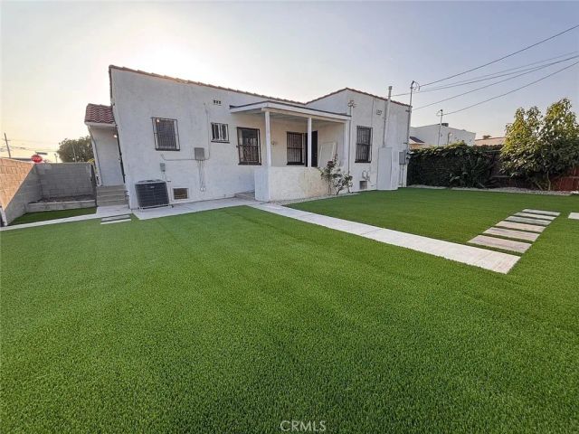 7530 S Hobart, Los Angeles, CA 90047