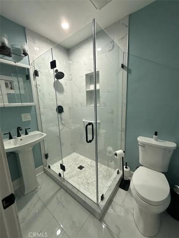 7530 S Hobart, Los Angeles, CA 90047
