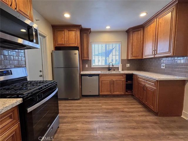 7530 S Hobart, Los Angeles, CA 90047