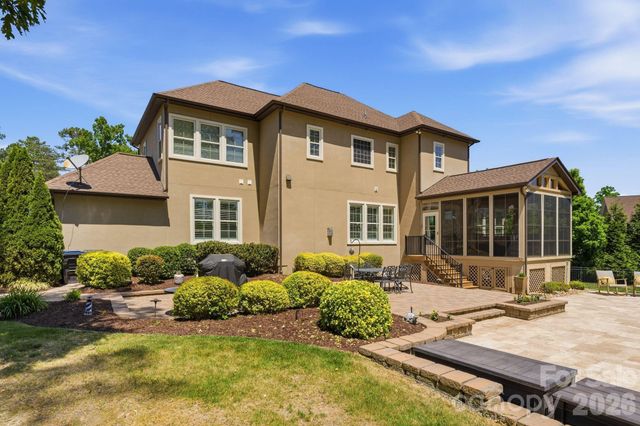 1414 Smoketree Court, Waxhaw, NC 28173