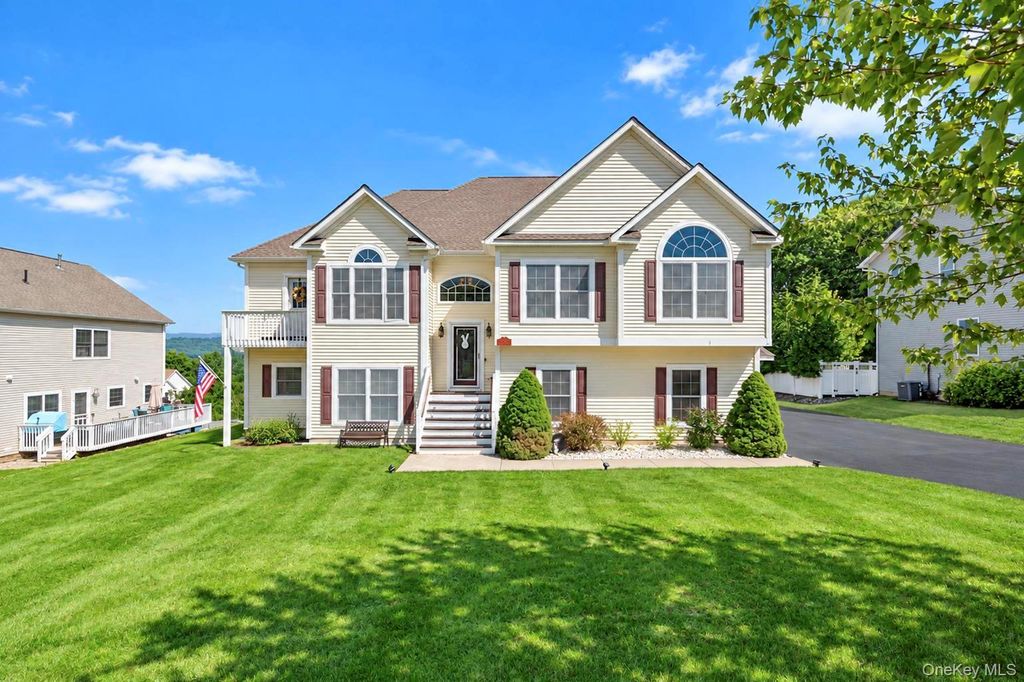 165 Hilltop Road, Monroe, NY 10950 — exterior