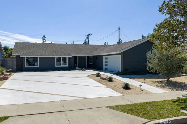 3106 E Trenton, Orange, CA 92867