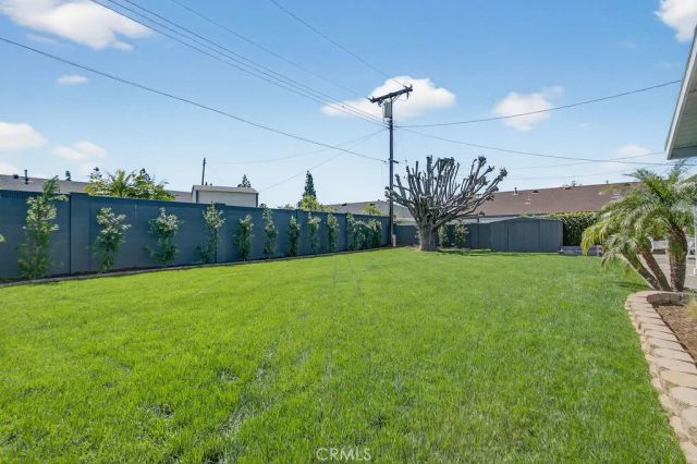 3106 E Trenton, Orange, CA 92867