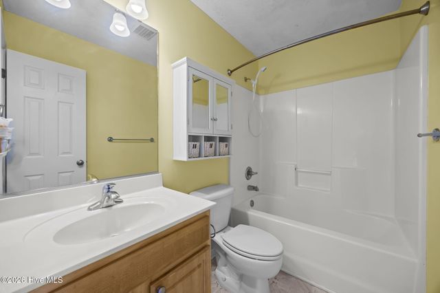 39 Hawick Drive, Shallotte, NC 28470