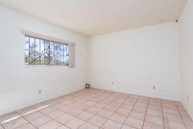 5070 E Calle Chueca, Tucson, AZ 85718