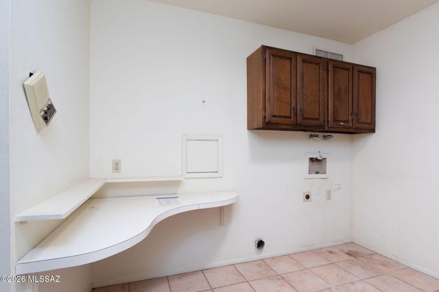 5070 E Calle Chueca, Tucson, AZ 85718