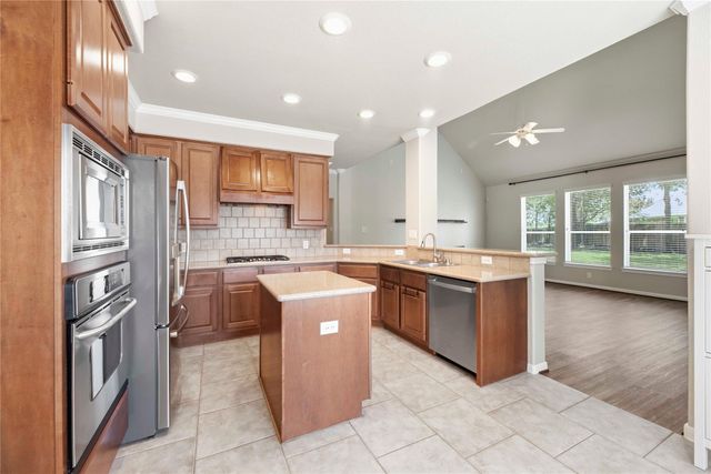 21114 Rebecca Hill Court, Richmond, TX 77406