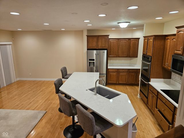 2845 Bloomsbury N, Greenwood, IN 46143