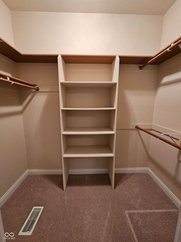 2845 Bloomsbury N, Greenwood, IN 46143