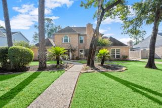 6607 Saffron Hills Drive, Spring, TX 77379