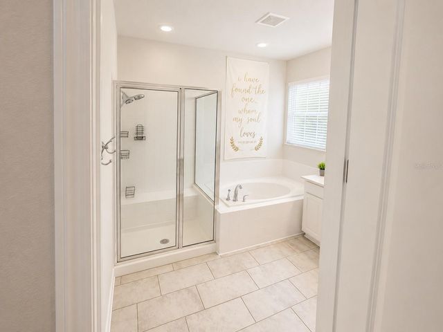 236 HILLCREST DRIVE, Dundee, FL 33838
