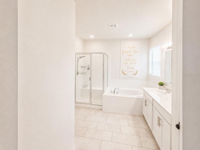 236 HILLCREST DRIVE, Dundee, FL 33838