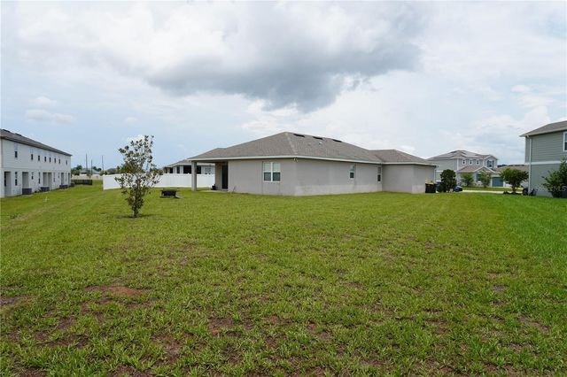 236 HILLCREST DRIVE, Dundee, FL 33838