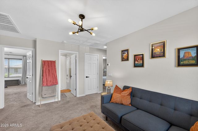 32347 N VERNAL Lane, San Tan Valley, AZ 85144