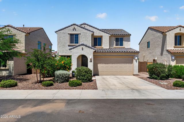 32347 N VERNAL Lane, San Tan Valley, AZ 85144