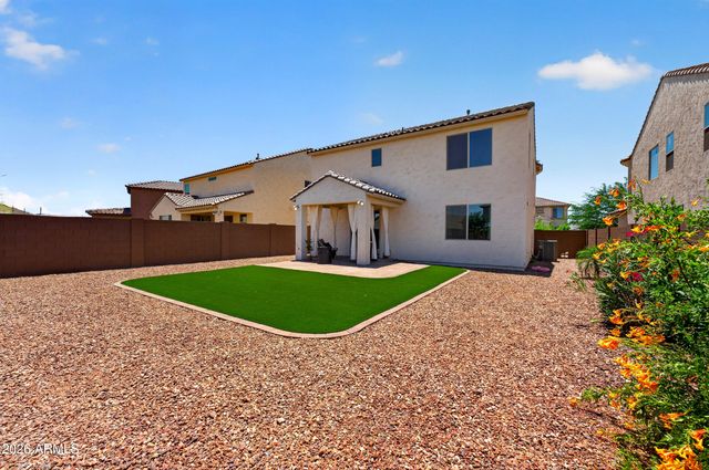 32347 N VERNAL Lane, San Tan Valley, AZ 85144