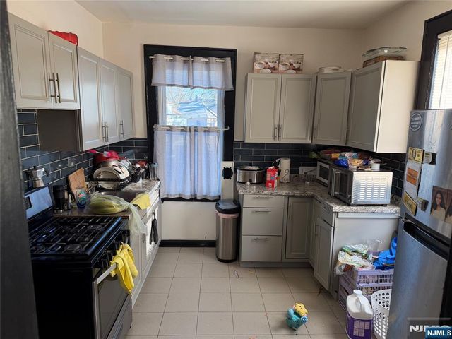 46 Lenox Avenue, Irvington, NJ 07111