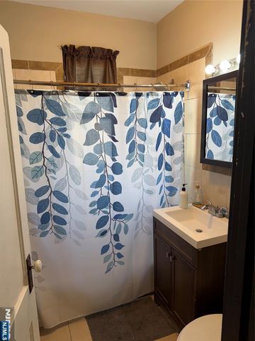 46 Lenox Avenue, Irvington, NJ 07111