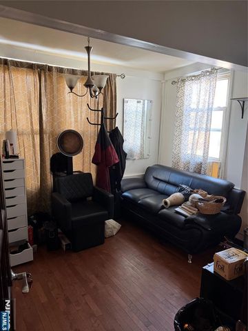 46 Lenox Avenue, Irvington, NJ 07111