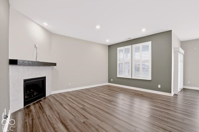 3644 Chalmers Drive, Bargersville, IN 46106