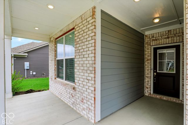 3644 Chalmers Drive, Bargersville, IN 46106