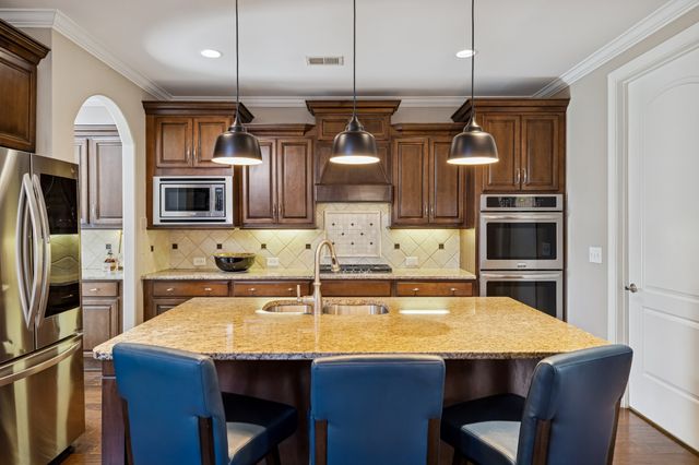 1303 Reynard Dr, Gallatin, TN 37066