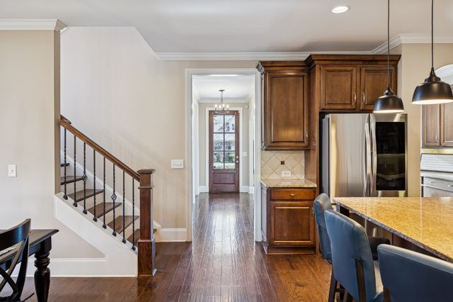 1303 Reynard Dr, Gallatin, TN 37066