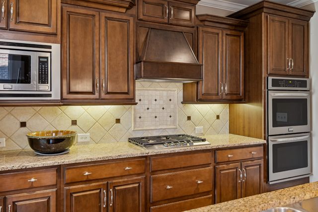 1303 Reynard Dr, Gallatin, TN 37066