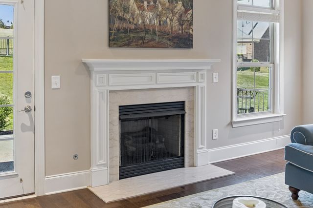 1303 Reynard Dr, Gallatin, TN 37066