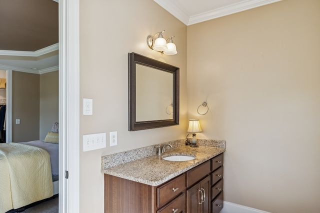 1303 Reynard Dr, Gallatin, TN 37066