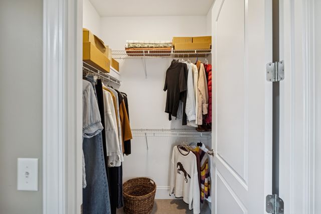 1303 Reynard Dr, Gallatin, TN 37066