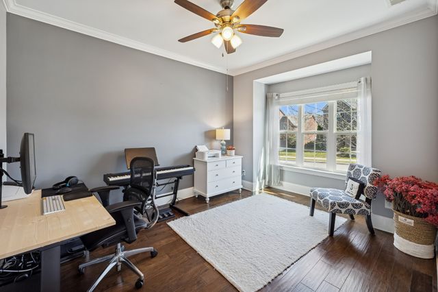 1303 Reynard Dr, Gallatin, TN 37066