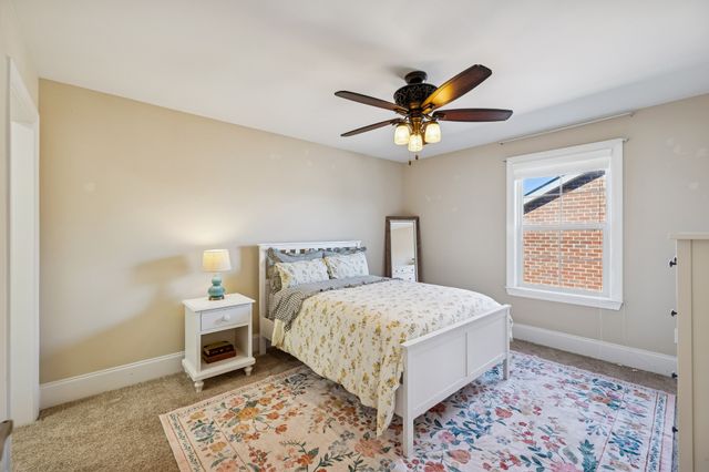 1303 Reynard Dr, Gallatin, TN 37066