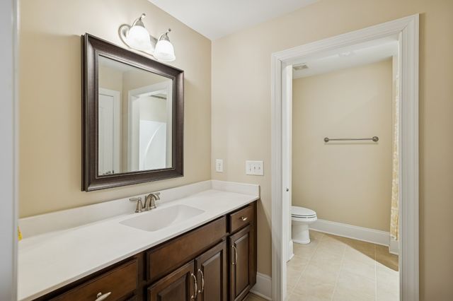 1303 Reynard Dr, Gallatin, TN 37066