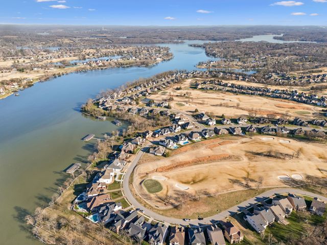 1303 Reynard Dr, Gallatin, TN 37066