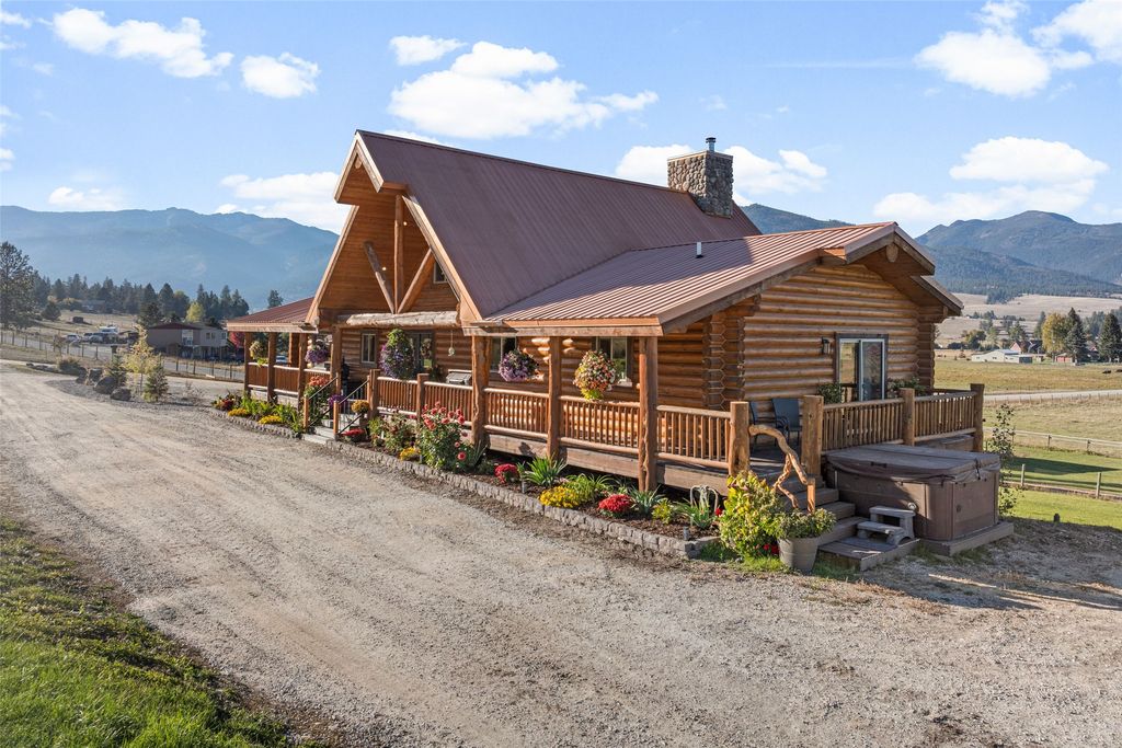 2374 Hamby Lane, Victor, MT 59875 photo 2