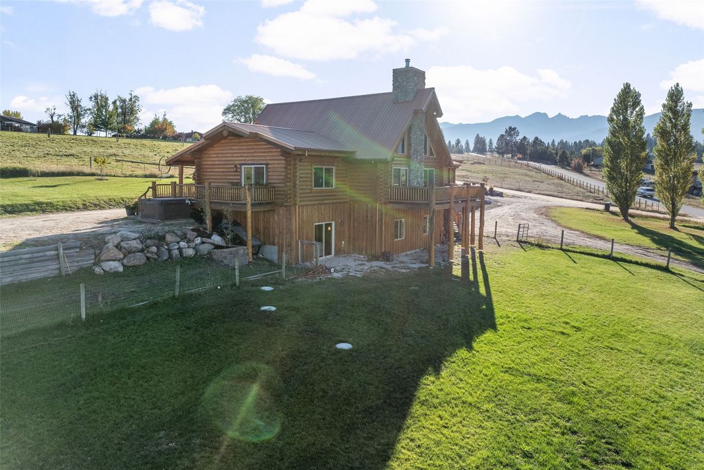 2374 Hamby Lane, Victor, MT 59875 photo 4