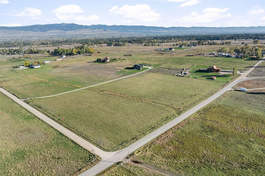 2374 Hamby Lane, Victor, MT 59875 photo 8