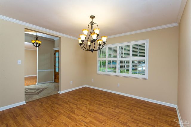 316 Dolphin St, Gulf Breeze, FL 32561