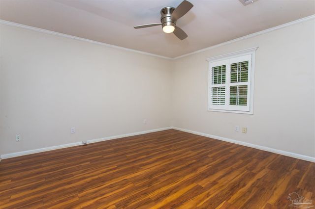 316 Dolphin St, Gulf Breeze, FL 32561