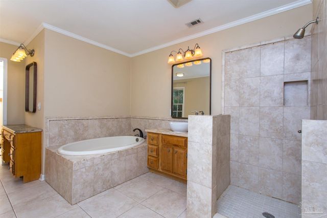316 Dolphin St, Gulf Breeze, FL 32561