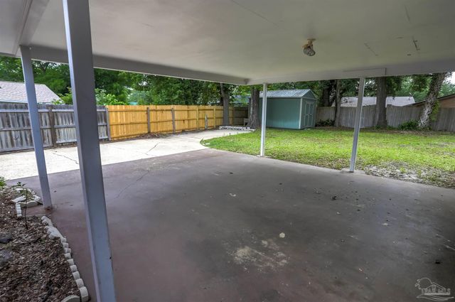316 Dolphin St, Gulf Breeze, FL 32561