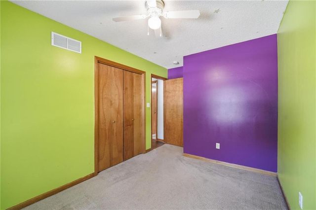 403 Woodland Avenue, Smithville, MO 64089