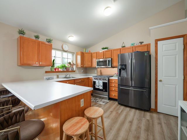 8 Bernadette Way, Washingtonville, NY 10992