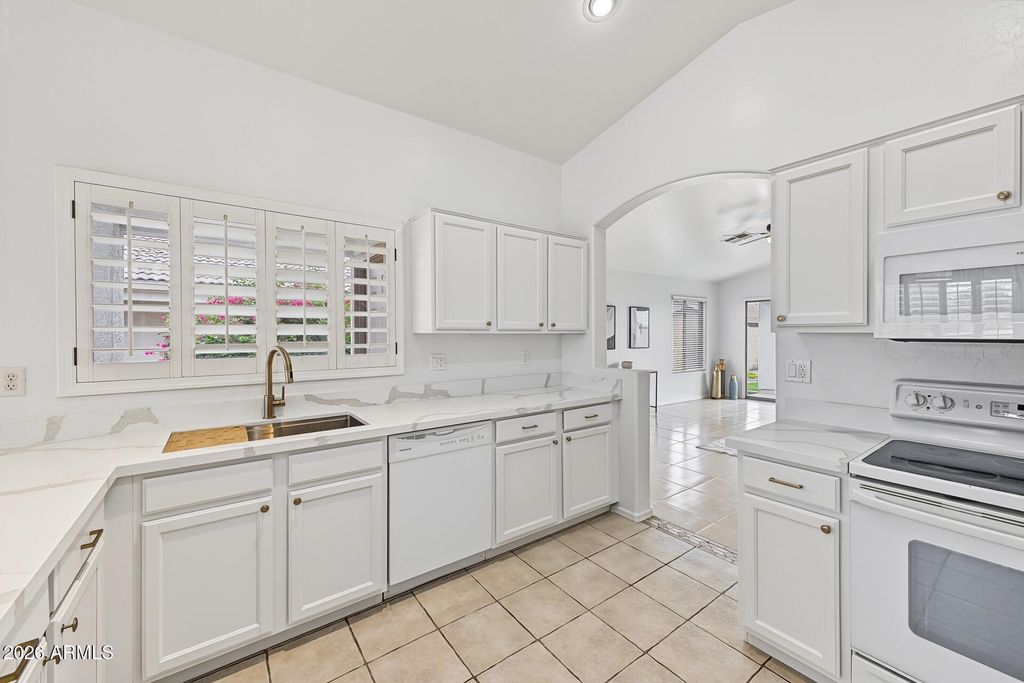 3773 S Brighton Lane, Gilbert, AZ 85297 — photo 2