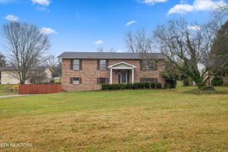 1212 Hoss Rd, Powell, TN 37849