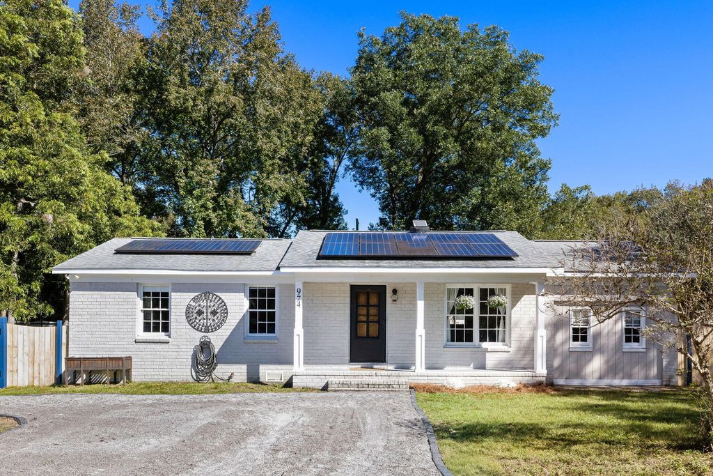 974 Riverland Drive, Charleston, SC 29412