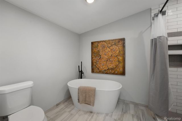 3047 Garden Avenue, Royal Oak, MI 48073